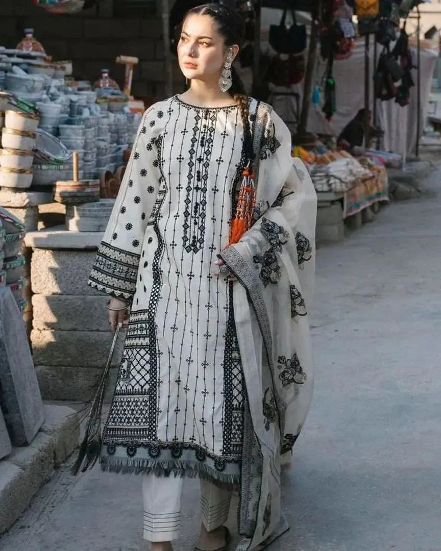Qalamkar 3PC LAWN HEAVY EMBORIDERED DRESS.(QK01)