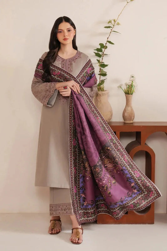 Garnet Embroidered Dahank Three Piece Shahmina