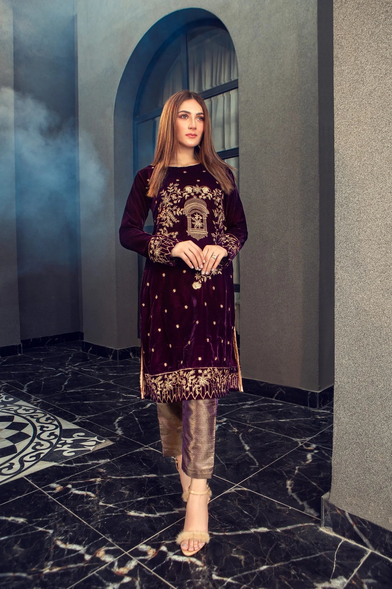 Bareeze Velvet Embroidered Three Piece BR-112