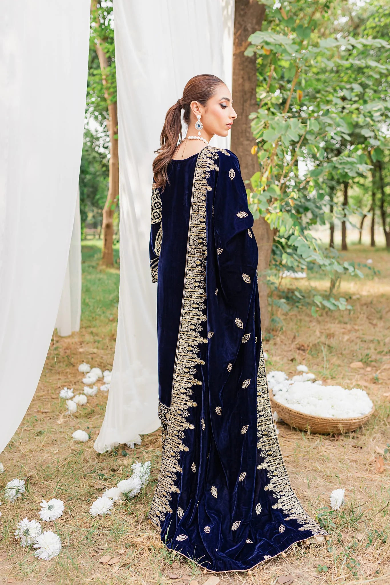Makhmal Velvet Embroiderd Three Piece MK-976