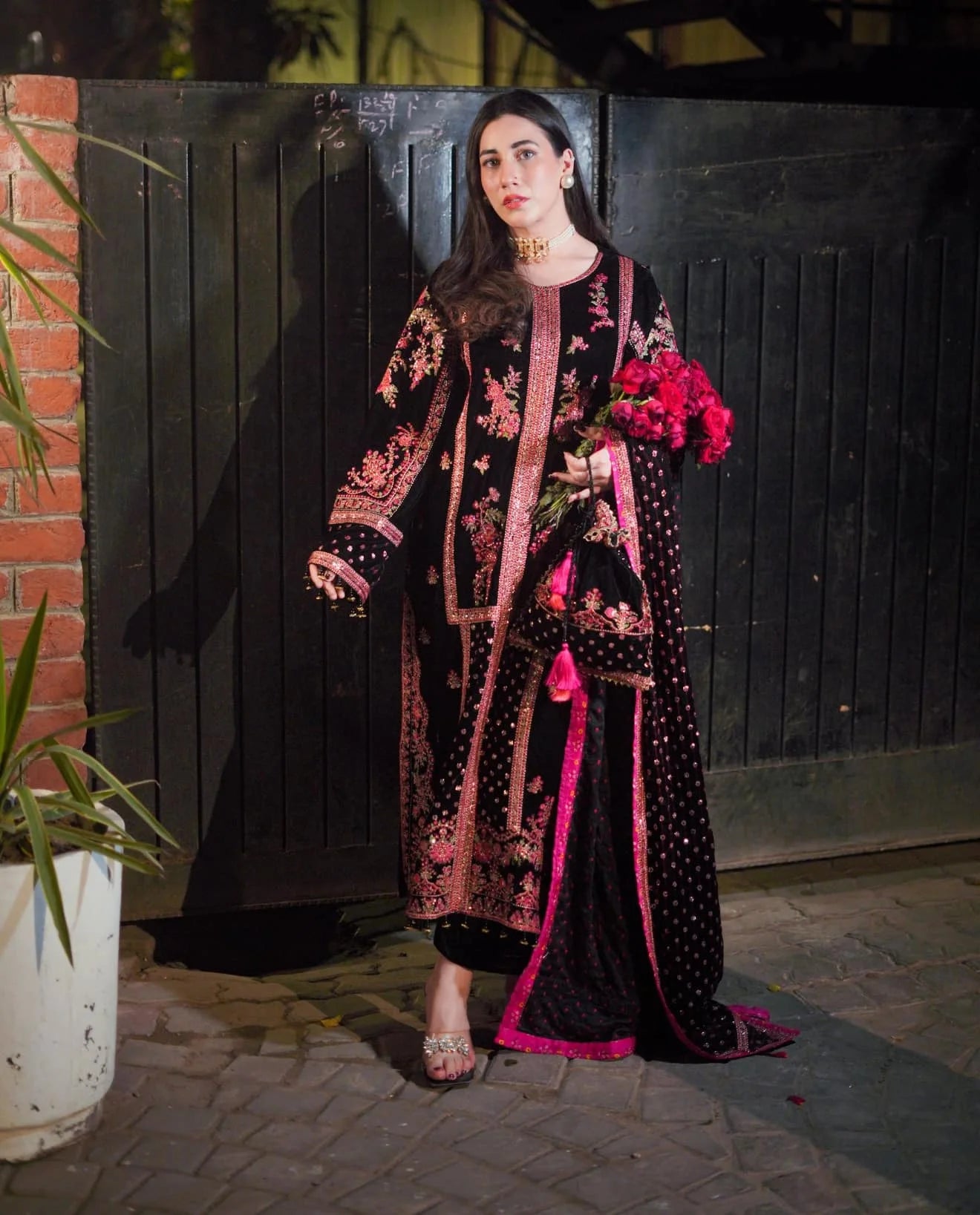 Aneela Velvet Embroiderd Three Piece AN-7007