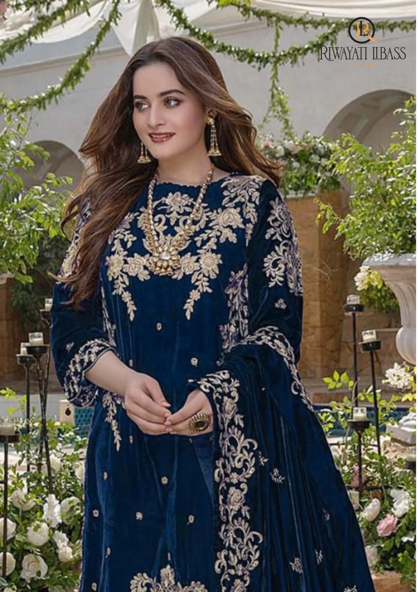 Zainab Chottani Velvet Embroidered Three Piece ZC-111 Zink