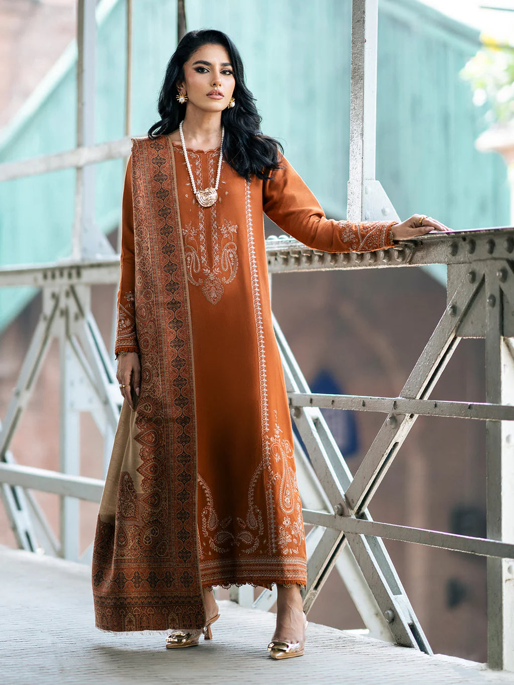 Izel Embroidered Dhanak Three Piece IZL-15
