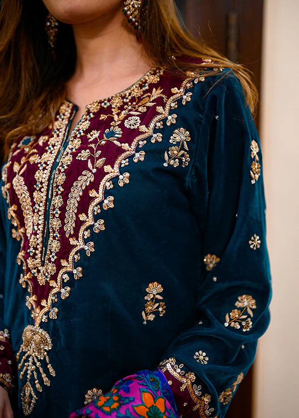 Laam Velvet Embroiderd Three Piece LM-101