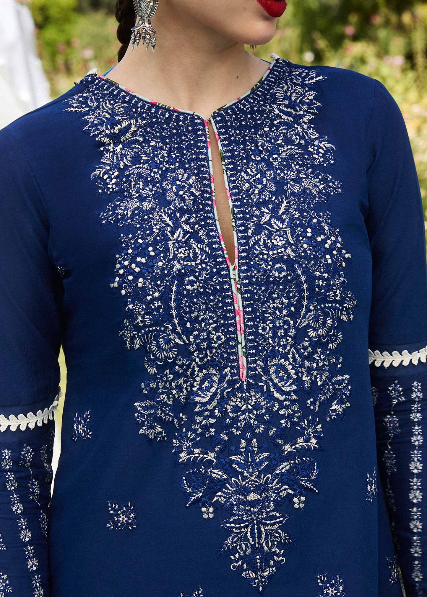 Hussain Rehar 3pc Dahank Embroidered Suit HR-01