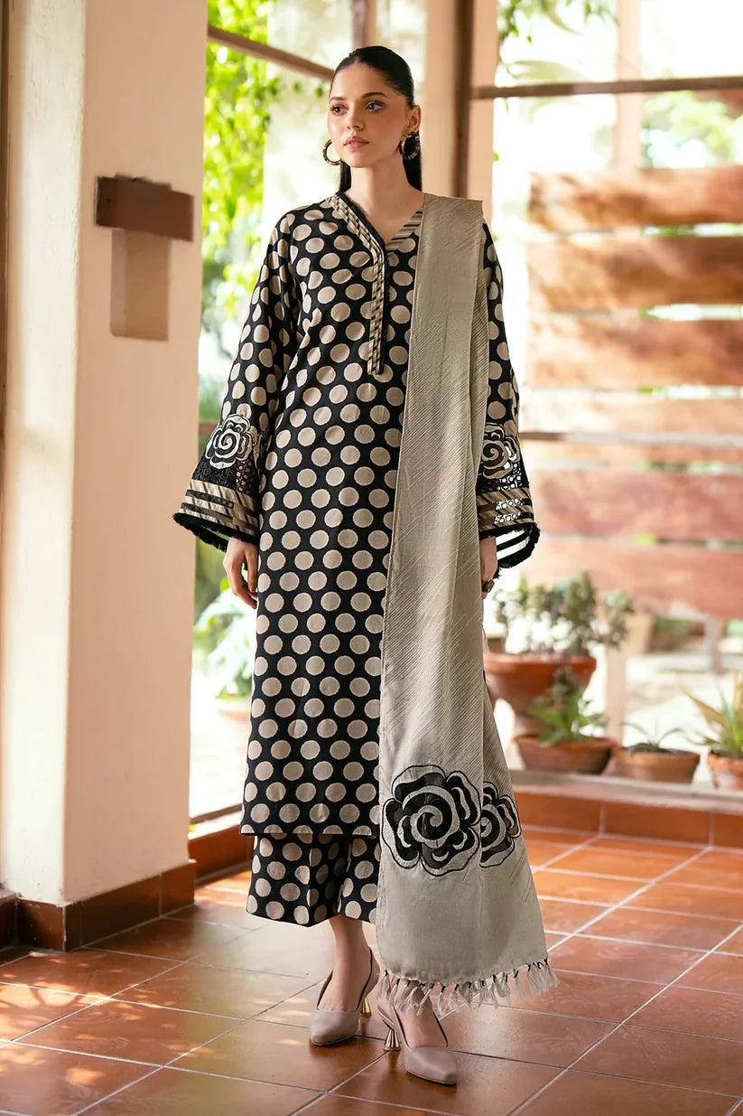 Baroque D-804 Khaddar Printed three piece