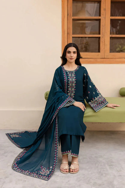 Garnet Embroidered Dahank Three Piece noors