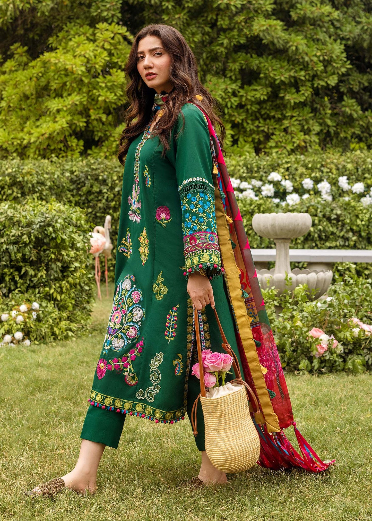 Sadaf Fawad Khan Lawn Embroiderd Three Piece ADA-01