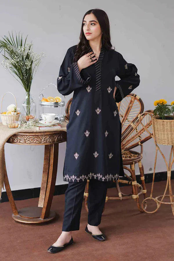 Fcc-765 Dhanak Embroidered three piece With Dhanak Shawl