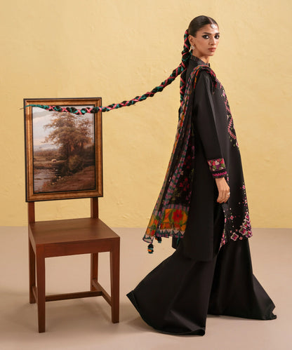 Sapphire Dahank Embroiderd Three Piece SP-69