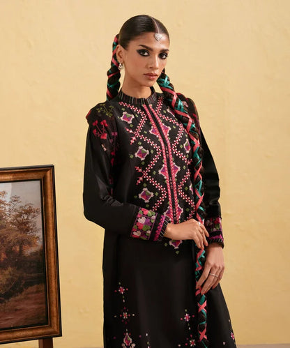 Sapphire Dahank Embroiderd Three Piece SP-69
