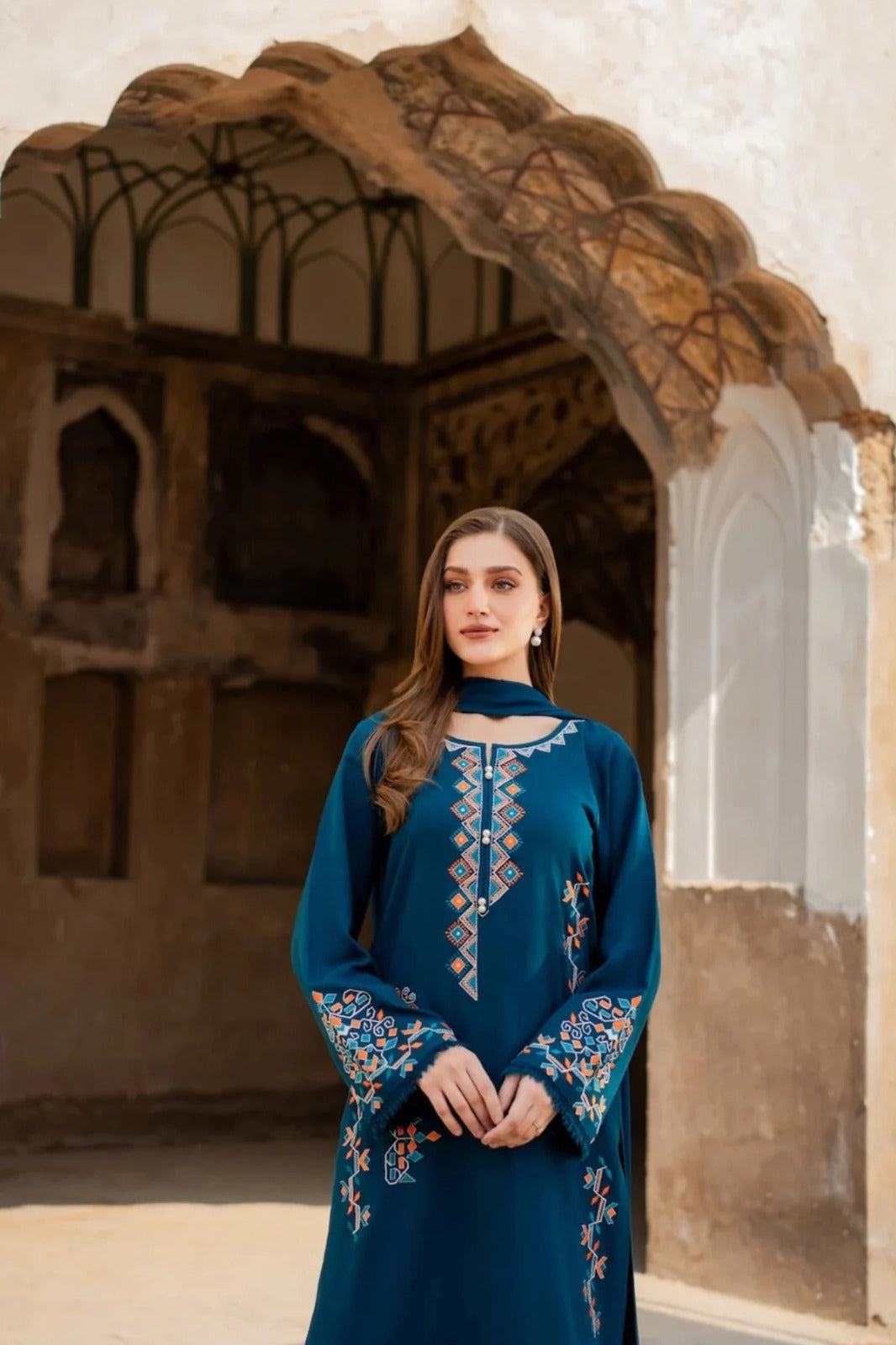 Sapphire 3pc Dahank Embroidered Suit SP-307