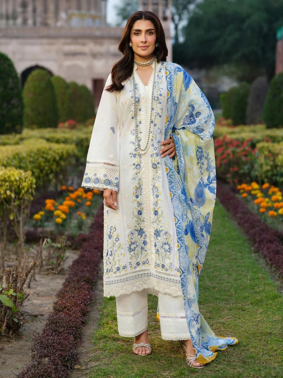 Ayeza Khan - Embroidered Dhanak Three Piece IZL-13