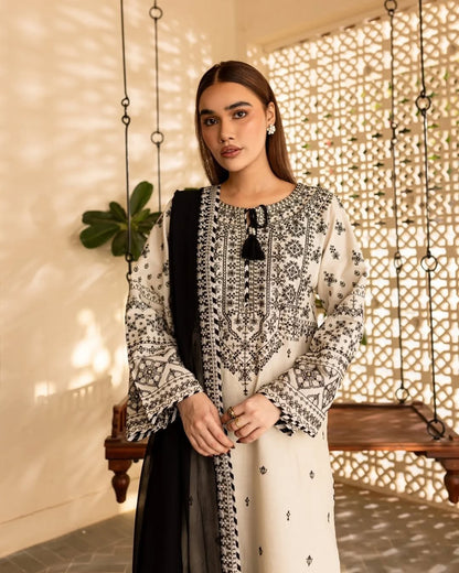 Arfa Lawn Embroidered Three Piece ARFA-AR-01
