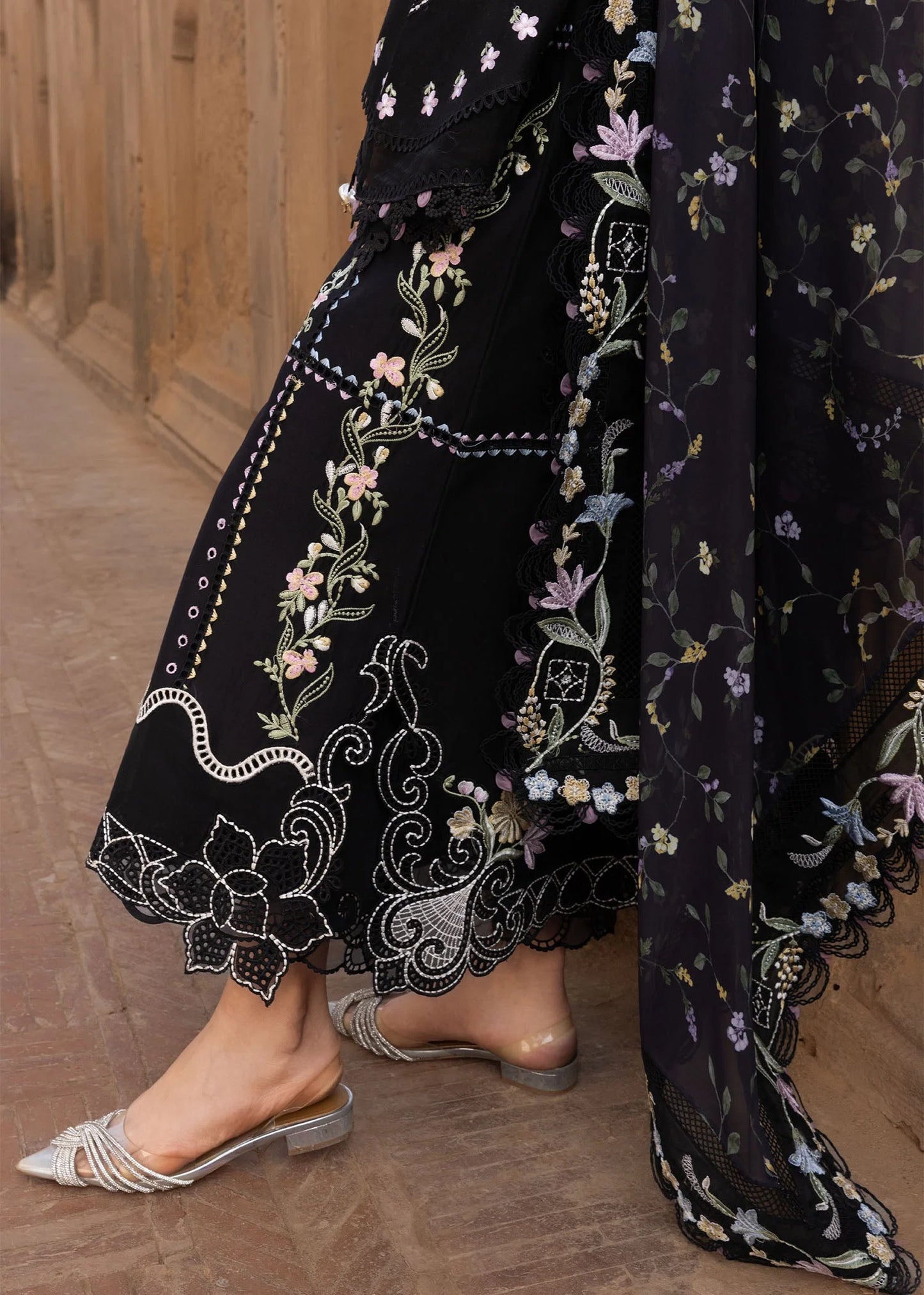 Crimson Lawn Chikenk-Kari Embroidered Three Piece CR-371