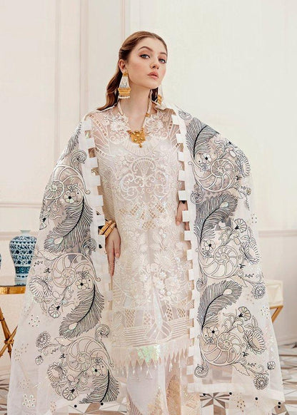 Zunaisha Collection Design#`48 Organza Lawn inner Embroidered 3 pc