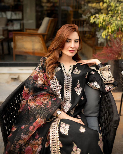 Baroque Dahank Embroiderd Three Piece BQR-177