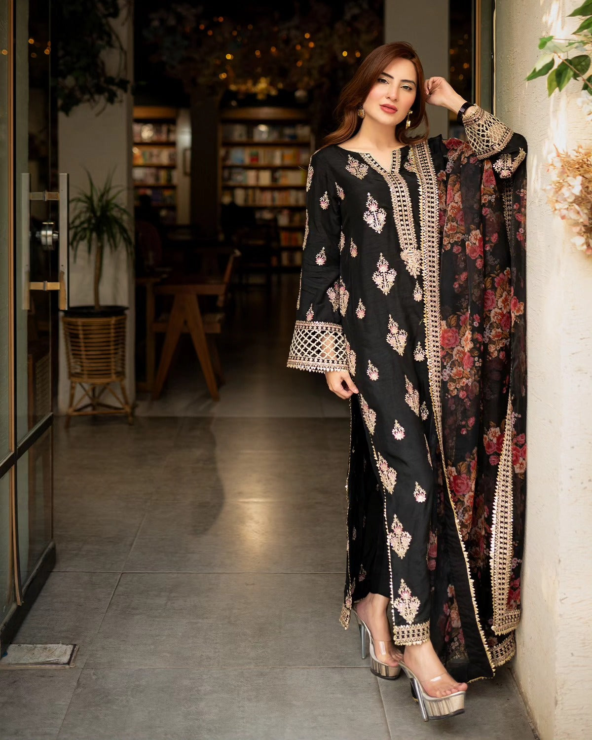 Baroque Dahank Embroiderd Three Piece BQR-177