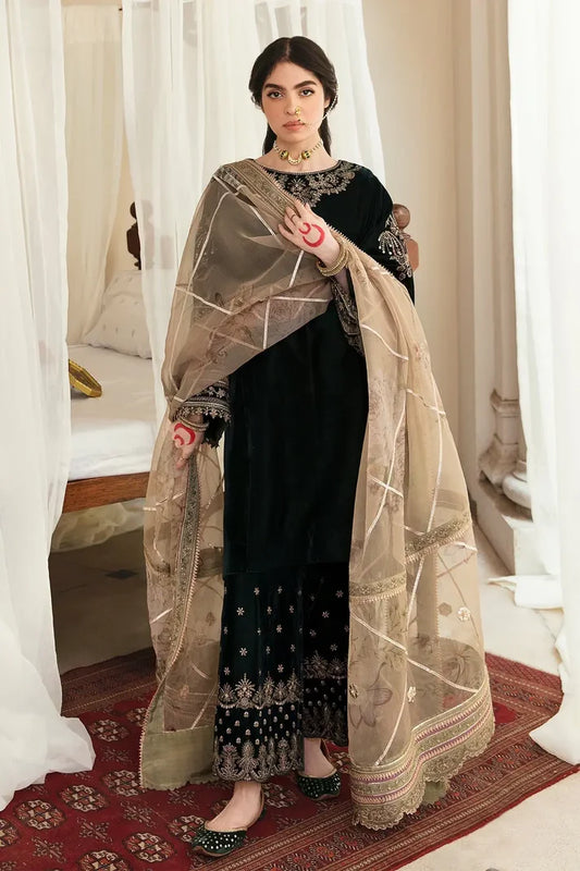 Qalamkar Velvet Embroidered Three Piece QL-111