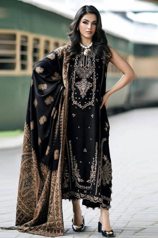 Izel Embroidered Dhanak Three Piece D-90