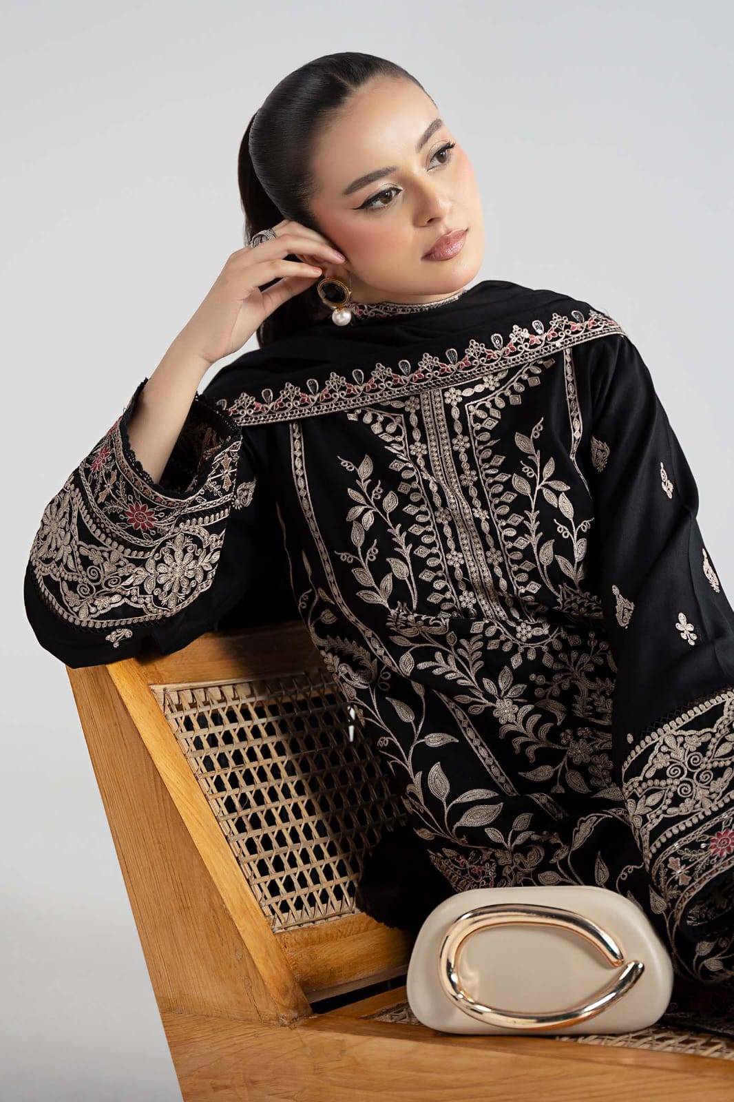 Maria-B Luxury Law Embroidered Three Piece MB-6129