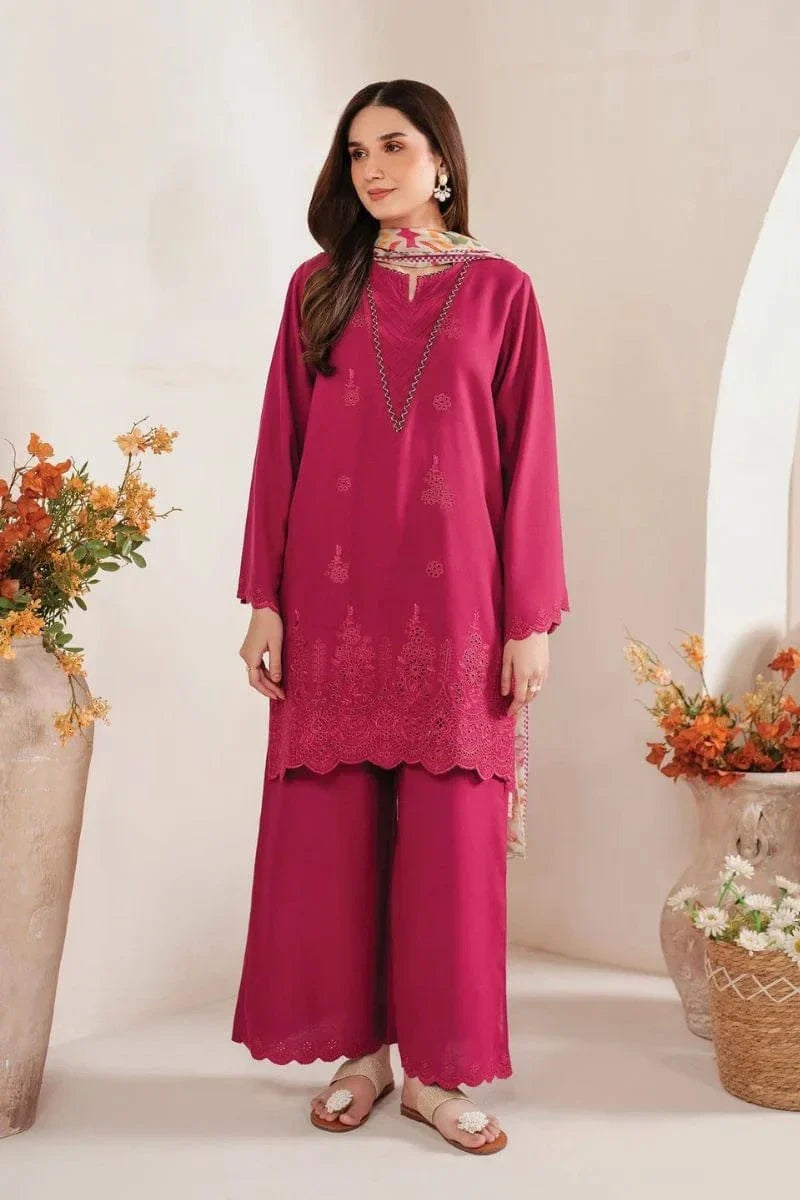 Sapphire SP-26 Embroidered Lawn 3pc