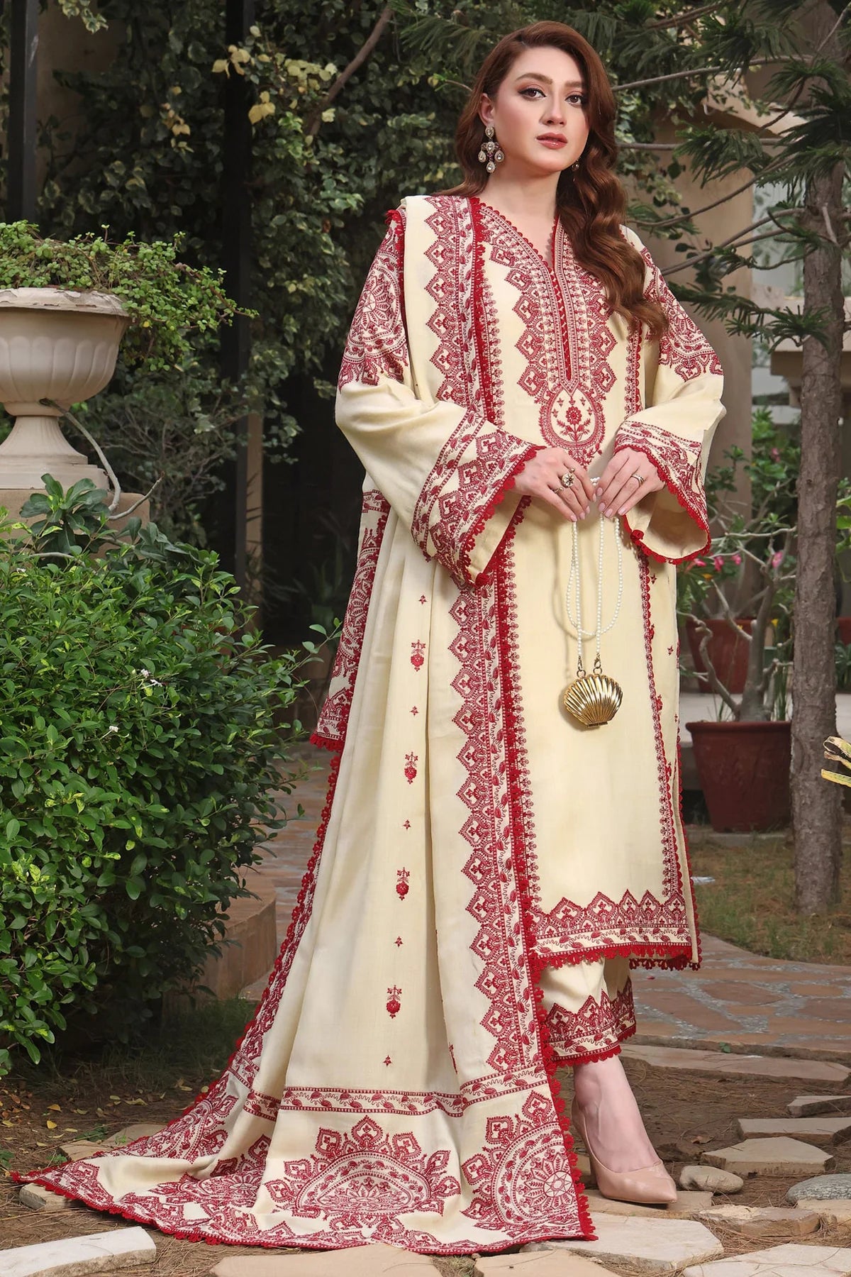 Asim Jofa  Embroidered Dahank Three Piece  AJ-938