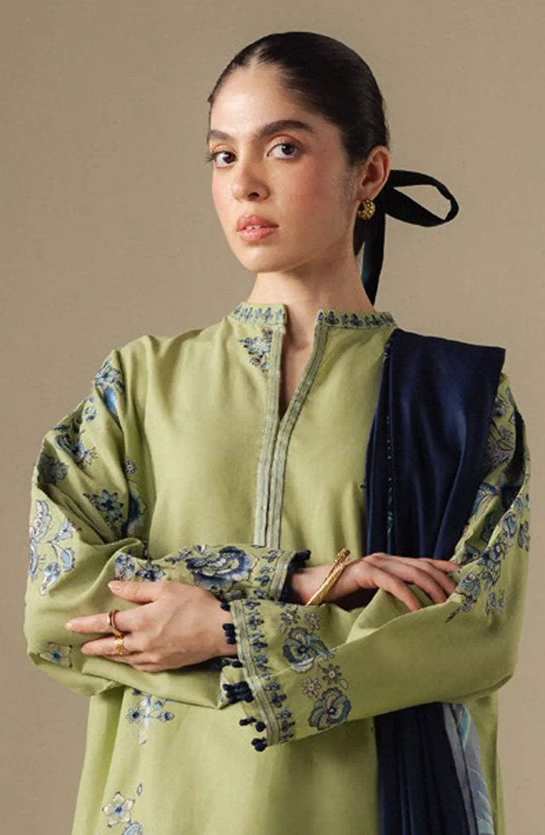 Coco Embroidered Dhanak Three Piece D-228