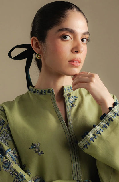 Coco Embroidered Dhanak Three Piece D-228