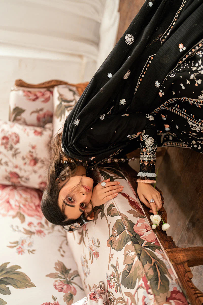 Qalamkar Embroidered Dhanak Three Piece QL-1050