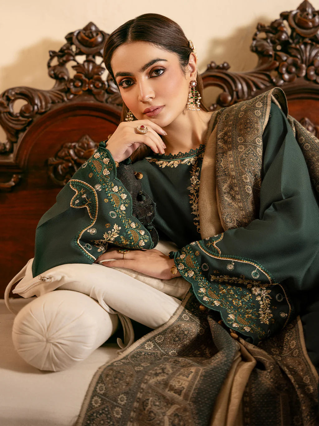 IZEL Lawn Embroidered Three Piece IZ-013