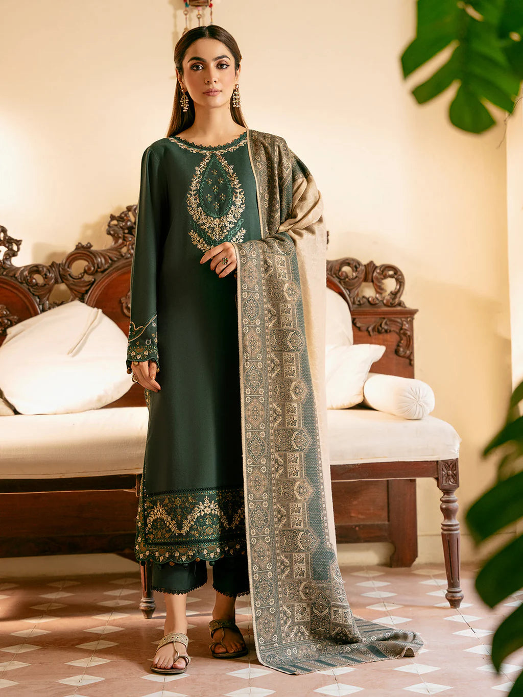 IZEL Lawn Embroidered Three Piece IZ-013
