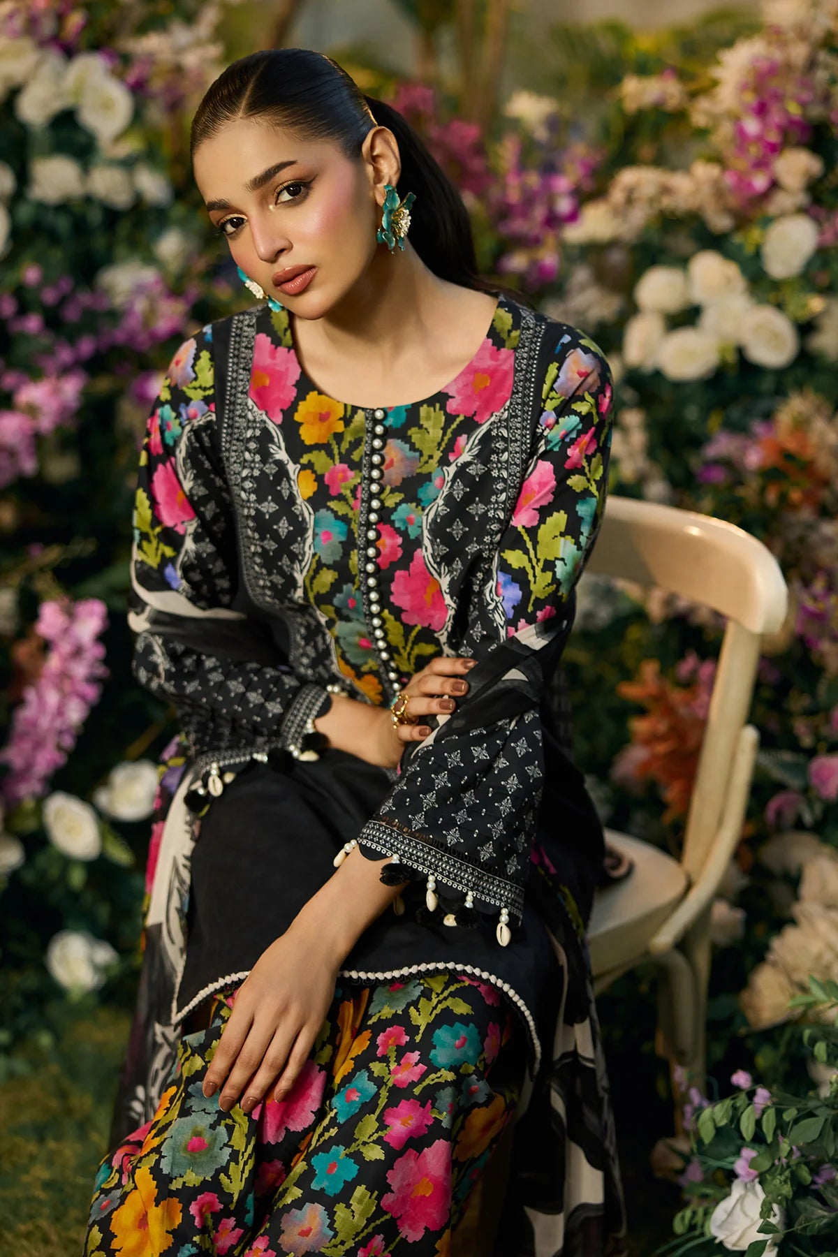 Charizma D-813 Printed three piece suit