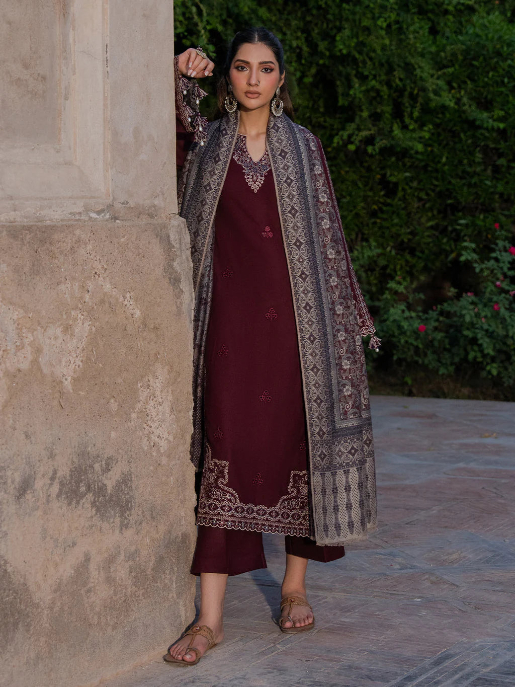 Izel Embroidered Dhanak Three Piece IZL-16