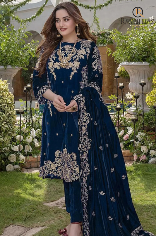 Zainab Chottani Velvet Embroidered Three Piece ZC-111 Zink