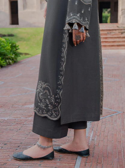 Izel Embroidered Dhanak Three Piece IZL-85