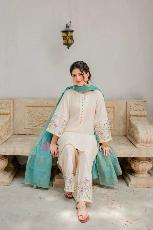 Pack of 3 Summer Lawn Suits | Save Rs. 1,500 | Limited Time Offer Deal 10