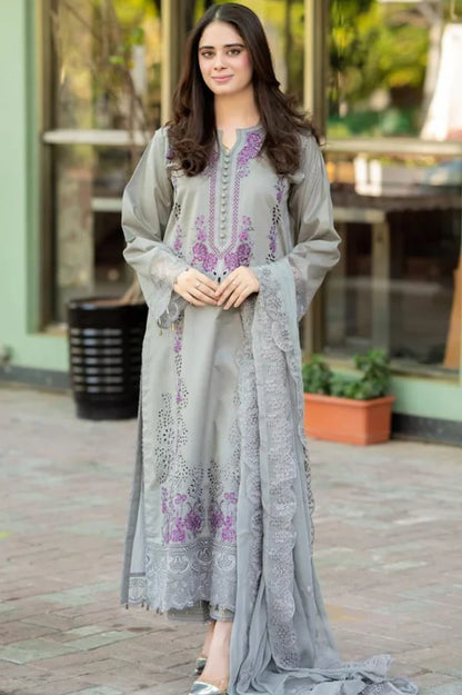 Mushq Embroidered Lawn Three Piece MQ-3242